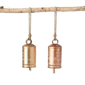 Campana metálica navideña con forma de adorno festivo para árbol de Navidad, decoración de pared para el hogar, Navidad, Año Nuevo, hecho en India. - Product Image 1