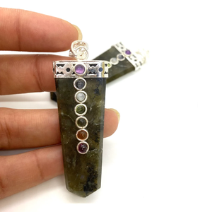 Colgantes de lápiz plano de amatista, cristales de piedra Natural, fluorita arcoíris curativa, colgante de joyería de punto de lápiz a granel a la venta - Product Image 3