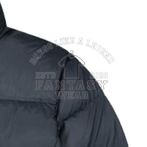 เสื้อแจ็คเก็ตบุใยสังเคราะห์แบบมีฮู้ดสำหรับผู้ชาย รุ่น FANTASY WEAR OEM 2026 ผลิตจากไนลอนโพลีเอสเตอร์ 100% สีพื้น สำหรับฤดูหนาว แบบเย็บต่อผ้ากันขาด - Product Image 6