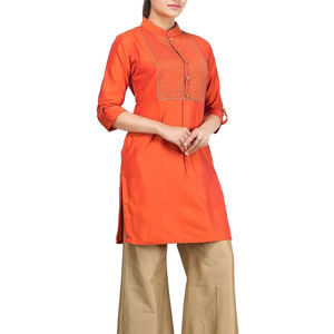 Motifs brodés à la main Kurta de couleur Orange - Product Image 5