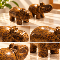 Sculpture d'éléphant en jade de soie dorée, figurine animale en pierre précieuse polie avec motifs uniques brun doré pour la décoration intérieure et les cadeaux
