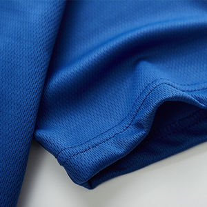 Vêtements et accessoires>> Vêtements pour hommes>> T-shirts pour hommes - Product Image 4