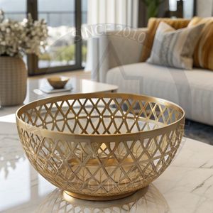 Bol à fruits et fleurs de luxe pour décor de table à manger - Product Image 1