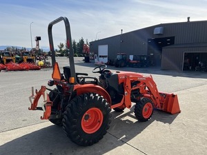 รถแทรกเตอร์ล้อ B2650HSD Kubota น้อยกว่า40แรงม้าใช้งานค่อนข้างดี-เครื่องยนต์มอเตอร์เกียร์ปั๊มเกียร์ส่วนประกอบหลักรวมอยู่ด้วย - Product Image 2