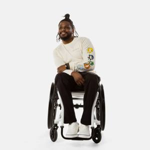 <b>Mens</b> Relaxed Fit Denim <b>Jeans</b> with Zip Pockets - Versatile and Trendy <b>Jeans</b> for a Laid-Back Look - Product Image 3