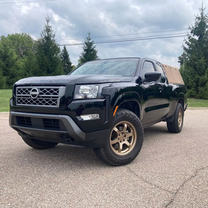 นิสสัน ฟรอนเทียร์ เอสวี คิงแค็บ 4x4 พวงมาลัยซ้าย ปี 2024 สภาพดี - Product Image 1