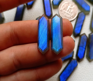 Lote de Gemas Sueltas de Labradorita Azul Flash con Corte Diamante Cabujón para Joyería, Colgantes y Manualidades, Piedras de Fondo Plano, Suministros de Gemas - Product Image 1