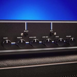 Amplificateur de basses Aguilar AG 700 Gen 2 700W - Product Image 2