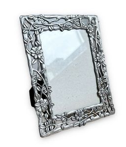 Cadre de miroir élégant en alliage d'aluminium avec taille et couleur personnalisables, design moderne et durable pour la décoration de la maison et du bureau - Product Image 6