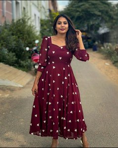 ชุดเดรสผ้าเรยอนสำหรับผู้หญิงปักเลื่อมผ้าเรยอนสำหรับงานแต่งและงานแต่ง - Product Image 3