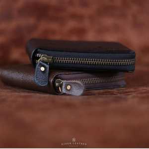 Cartera plegable con cerrojo de cremallera de cuero genuino hecha a mano, diseño moderno a la moda, duradera, compacta, artesanos indonesios expertos - Product Image 2