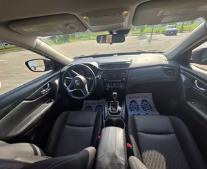 นิสสัน โร้ก เอสวี ขับเคลื่อนสี่ล้อ ปี 2020 มือสอง รุ่นพวงมาลัยซ้าย/ขวา - Product Image 5