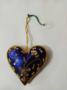 Adornos navideños de plástico bordados hechos a medida, adornos en forma de corazón con zardozi bordados a mano para revender - Product Image 4