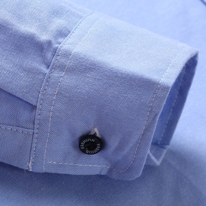 เสื้อเชิ้ตผู้ชายระบายอากาศได้ดีแขนยาวเข้ารูปสีและขนาดที่กำหนดเอง - Product Image 6