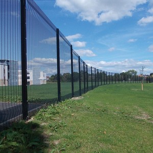 Clôture en acier soudé haute sécurité anti-escalade 358 avec service de modélisation 3D, revêtement en poudre pour aéroports <span class=keywords><strong>et</strong></span> prisons - Product Image 1