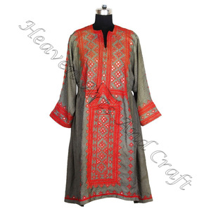 Robe balochi afghane noire vintage faite à la main meilleur design vêtements pour femmes inspirés de la culture indienne pakistanaise BDR019 robe baluchi - Product Image 5