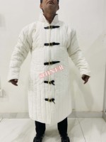 Traje vikingo blanco Gambeson Medieval ropa renacentista Gambeson traje acolchado grueso con cuero negro recortado Gambeson