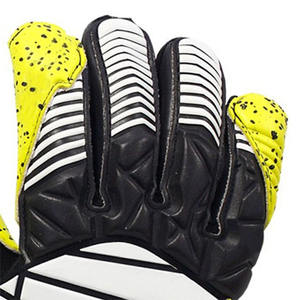 Gants de gardien de but professionnels de haute qualité personnalisés en gros en cuir de qualité supérieure avec fonction imperméable - Product Image 4