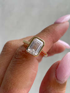 แหวนทองคำแท้18K แบบสั่งทำแหวนแฮนด์เมดสุดหรูสำหรับงานหมั้นและงานแต่งงาน - Product Image 3