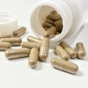 Vente en gros de bouteilles de médicaments pour animaux de compagnie cylindriques blanches bocal de pilules de vitamines certifié ISO 9001 avec logo personnalisé fabriqué au Vietnam - Product Image 5