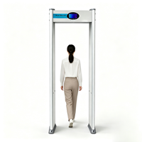 Portique de détection de métaux de sécurité 6 zones, sensibilité réglable, DSP anti-interférence, alarme audio-visuelle, protection IP53, résistant à l'eau