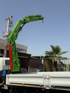 Grúas de camión de pluma plegable hidráulica de alta calidad, rodamiento de engranajes de bomba para obras de construcción, camión montado en grúa de pluma articulada - Product Image 4