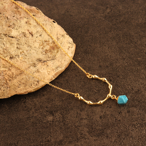 Collar con colgante de aro de turquesa natural, cadena de cable chapada en oro de la piedra de nacimiento, joyería - Product Image 3