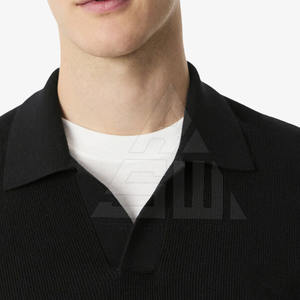 T-shirt léger en maille solide pour homme, séchage rapide avec fonction d'évacuation de l'humidité pour un style de vie actif - Product Image 5