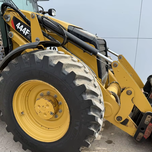 Utilisé pour Cat 444F2 4x4x4 chargeuse-pelleteuse avec AdBlue Quick Coupler Air Conditioning Radio Parking Heater Extra Hydraulic - Product Image 4