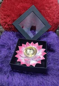 Nouvelle Arrivée Directe d'Usine, Diya en Métal Poli Indien, Design Moderne de Lotus, Cadeau Personnalisé pour Diwali, Cadeau Religieux - Product Image 4