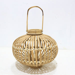 Lámpara Colgante Decorativa de Bambú Comehome, Pantalla de Luz de Estilo Rústico con Asa - Product Image 2