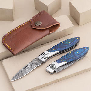 Navaja Plegable de Damasco con Hoja de Patrón Audaz y Mango Ergonómico Moderno, Navaja de Bolsillo de Acero de Damasco Artesanal - Product Image 2