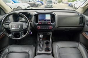 2022 G-M-C uSED Ca_n_yon De_nali Crew Cab 4WD - Product Image 2