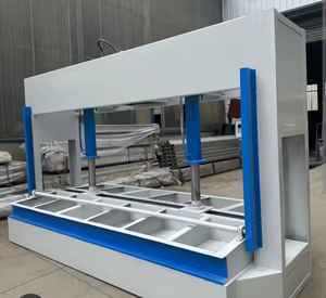 Prensa Hidráulica de Laminación en Frío de Cuatro Columnas y Tres Vigas con Certificación CE, Capacidad de 60 Toneladas, Bomba de Motor para Laminación de MDF/Tablero de Partículas - Product Image 3