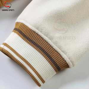 Veste universitaire américaine vintage d'hiver de haute qualité pour hommes, col montant, vente en gros personnalisée par le fabricant - Product Image 3