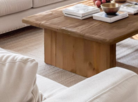 Table contemporaine en bois: Design minimaliste, habilement conçu pour les intérieurs modernes par l'artisanat du croissant