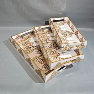 Ensemble de plateau de service en bois de haute qualité avec un design complexe d'accents d'or élégants pour les repas de luxe et les cadeaux de fête - Product Image 5