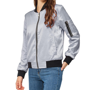 Chaqueta Bomber de Invierno para Mujer, de Alta Calidad, Transpirable, Satén Liso Teñido, Resistente al Viento, MOQ Bajo de 2 Piezas, Colores y Logotipo Personalizables - Product Image 4