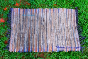 Juego de alfombras antideslizantes de algodón con mechones de estilo moderno personalizable, alfombra trenzada para dormitorio, sala de estar o camping - Product Image 4