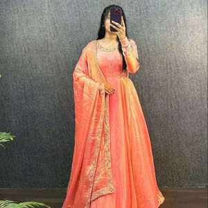 Hermoso vestido Con Dupatta Con Bordado Trabajo - Product Image 1