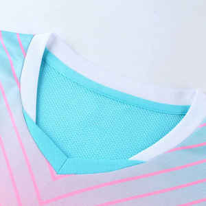 Venta caliente transpirable al por mayor ropa deportiva uniforme de fútbol conjuntos de colores personalizados servicio OEM 100% poliéster secado rápido Unisex adulto - Product Image 2