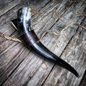 Corne à boire viking indienne artisanale avec support en cuir personnalisé, décoration d'intérieur animale, tasse de 500 à 600 ml de capacité, Mehak Impex - Product Image 3