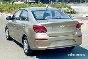 DISPONIBLE EN STOCK Voiture d'occasion <span class=keywords><strong>KIA</strong></span> PEGAS 1.4L 2022 GCC Voitures d'occasion Prêtes à être expédiées dans le monde entier - Product Image 3