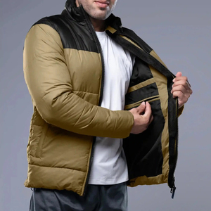 Chaqueta Acolchada para Hombre de Alta Calidad para Invierno, con Logotipo Frontal, Múltiples Colores, Diseño Cortavientos y Ecológico - Product Image 4