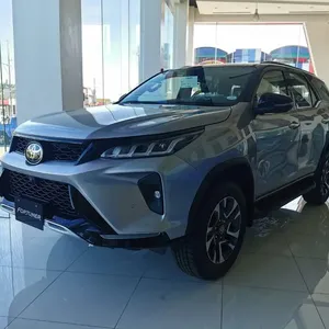 中古2023トヨタフォーチュナーSUV7シーターTRD