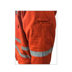 Venta al por mayor ropa de seguridad impermeable para la industria de la soldadura traje de trabajo uniforme reflectante con alta visibilidad y seguridad - Product Image 2