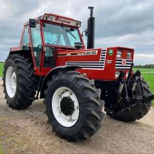 Tractor Multifuncional de Última Generación MESSEY FERGUSON 7250 John Deere 7810 85HP, Listo para Usar con Motor, Caja de Cambios, Bomba y Rodamientos - Product Image 3