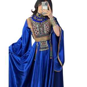 Vestido Largo Tradicional Afgano para Mujer, Bordado Vintage, Delicado Trabajo con Cuentas, Detalle de Botones Naturales para Ocasiones Especiales - Product Image 1