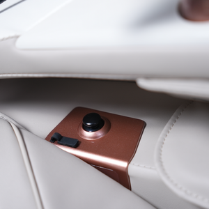 Silla de Masaje Eléctrica Inteligente Comfort 2D 3D 4D con Rodillos Calientes para Todo el Cuerpo, Sensor IA y Audio Bluetooth - Product Image 4