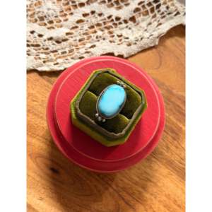 Bague Statement Scott Skeets Golden Hills en turquoise et argent sterling, coupe géométrique, sertissage invisible, taille 8, pour un usage quotidien - Product Image 3
